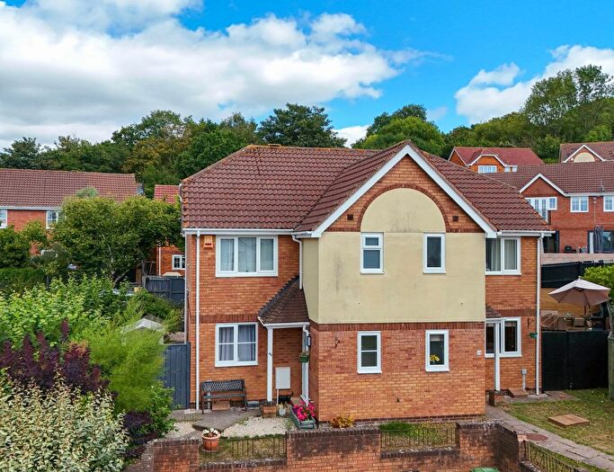 3 Bedroom Semi-Detached House For Sale In Avery Hill, Kingsteignton, Newton Abbot, TQ12
