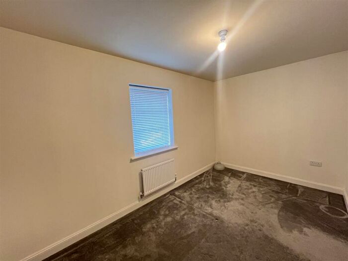 2 Bedroom End Of Terrace House To Rent In Sundial Close, Liverpool, L23