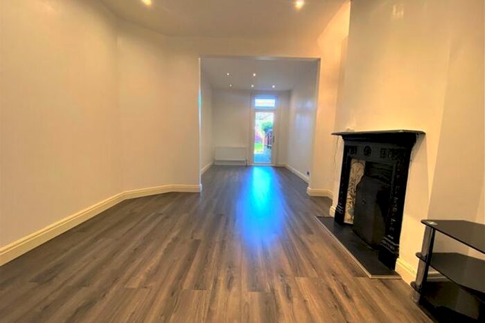 3 Bedroom Terraced House To Rent In Elm Road, Purley, CR8