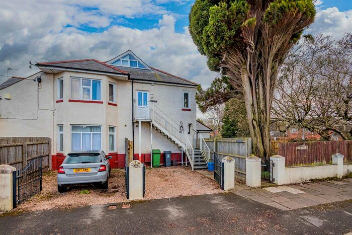 2 Bedroom Flat To Rent In Llantrisant Road, Llandaff, Cardiff, CF5