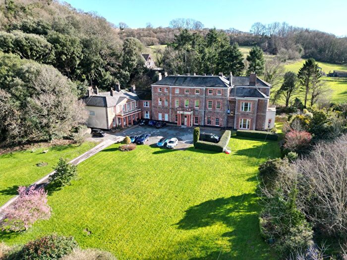 1 Bedroom Flat For Sale In Haccombe House, Nr Combeinteignhead, TQ12
