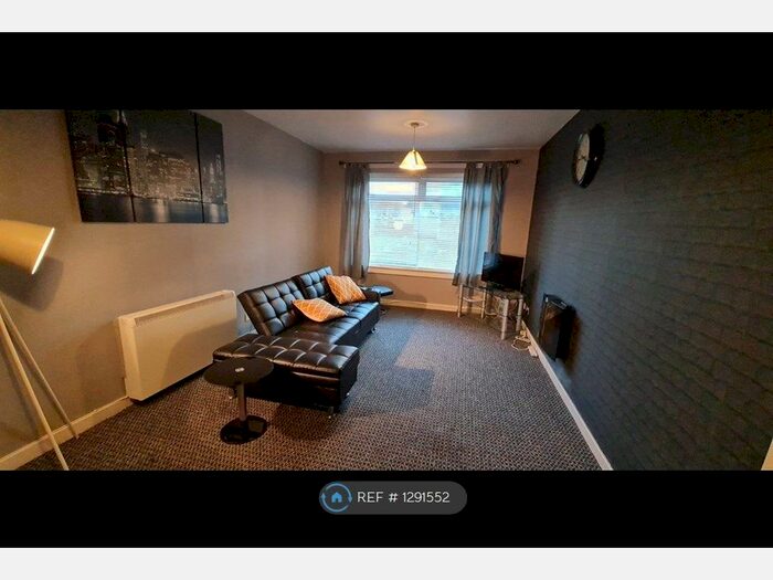 2 Bedroom Flat To Rent In Kerse Road, Grangemouth FK3