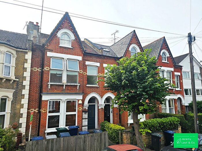 2 Bedroom Flat To Rent In Lincoln Road, East Finchley, N2