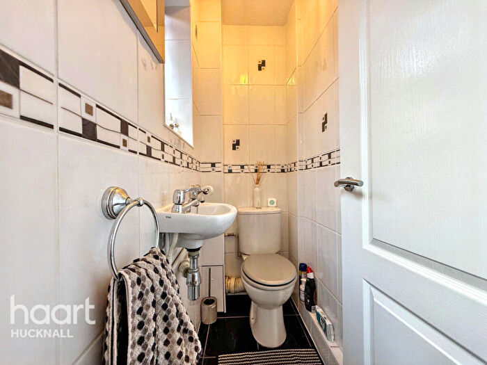 4 Bedroom Detached House For Sale In Park Lane, Nottingham, NG16