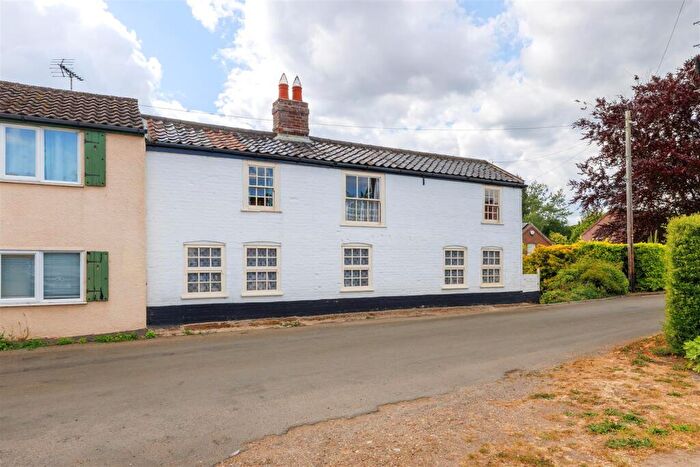 4 Bedroom Cottage For Sale In The Street, Aldeby, Beccles, NR34