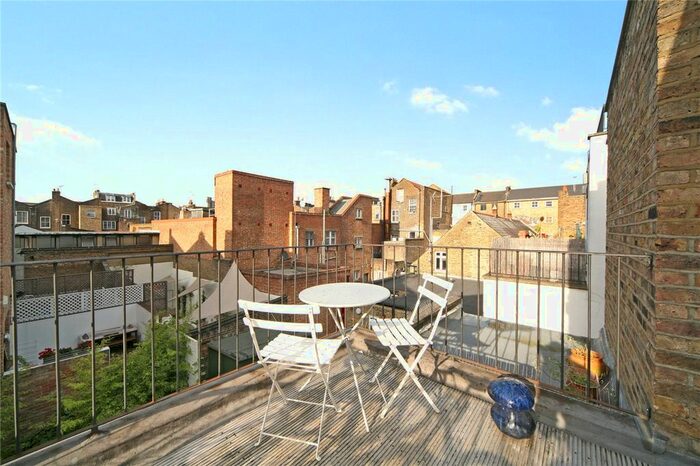 1 Bedroom Flat To Rent In Blenheim Crescent, London, W11