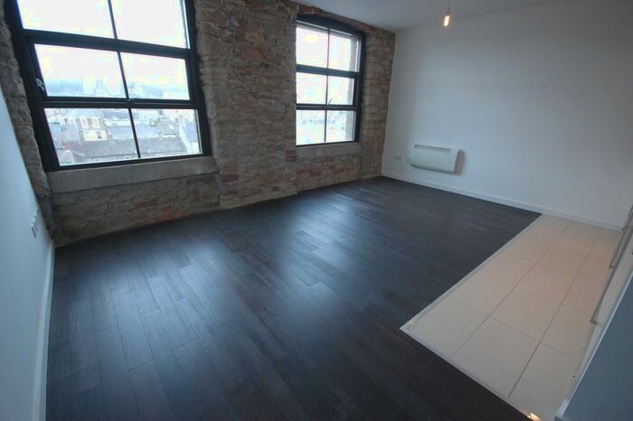 2 Bedroom Apartment To Rent In Victoria Street, Glossop, SK13