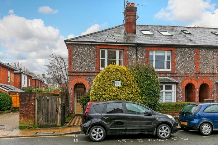 3 Bedroom End Of Terrace House To Rent In Middle Brook Street, Winchester, SO23