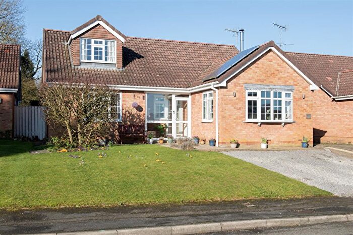4 Bedroom Detached Bungalow For Sale In St. Peters Close, Hutton, Driffield, YO25