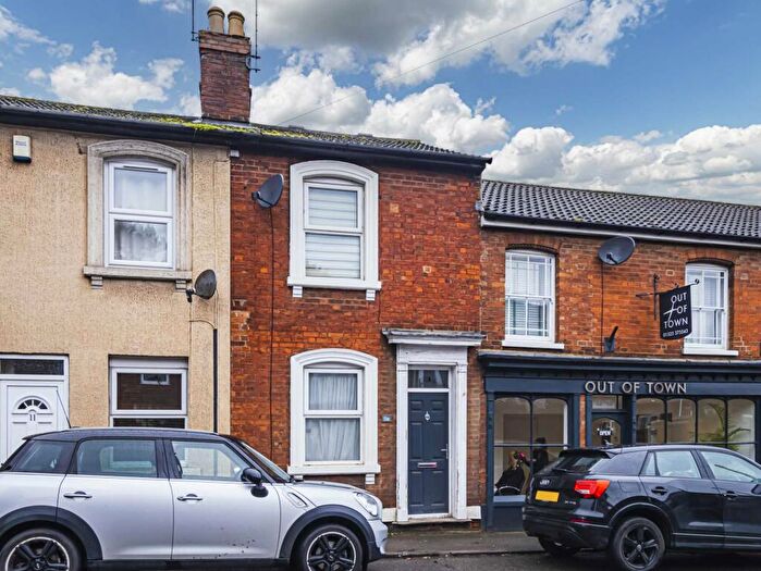 2 Bedroom Terraced House To Rent In A Church Street, Leighton Buzzard, Buckinghamshire, LU7