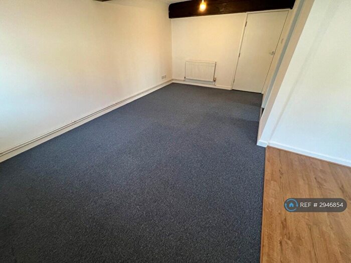 2 Bedroom Flat To Rent In Malthouse Flats Quay St, Halesworth, IP19