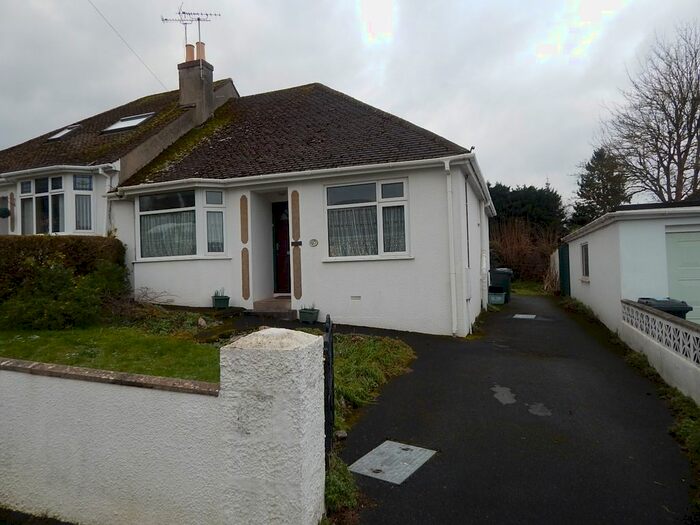 2 Bedroom Bungalow To Rent In Sunnyside Road, Kingskerswell, TQ12