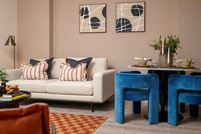 3 Bedroom Flat For Sale In The Exchange Watford, Watford, WD24