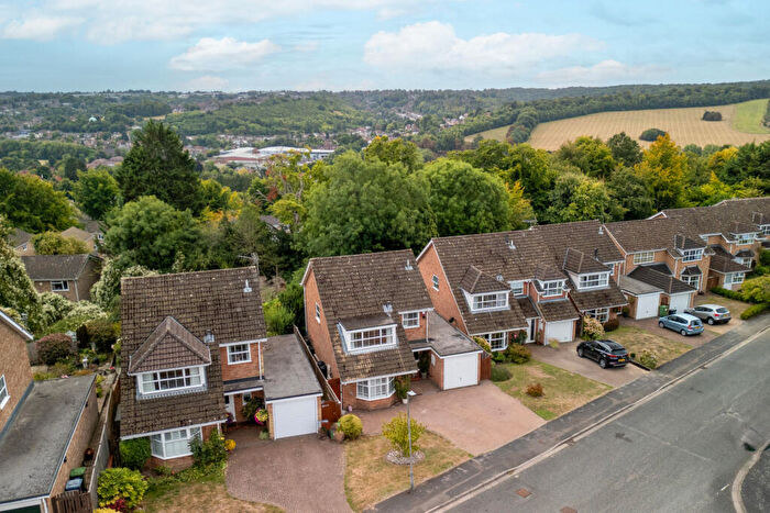 4 Bedroom Detached House For Sale In Sunnycroft, Downley, High Wycombe, Buckinghamshire, HP13
