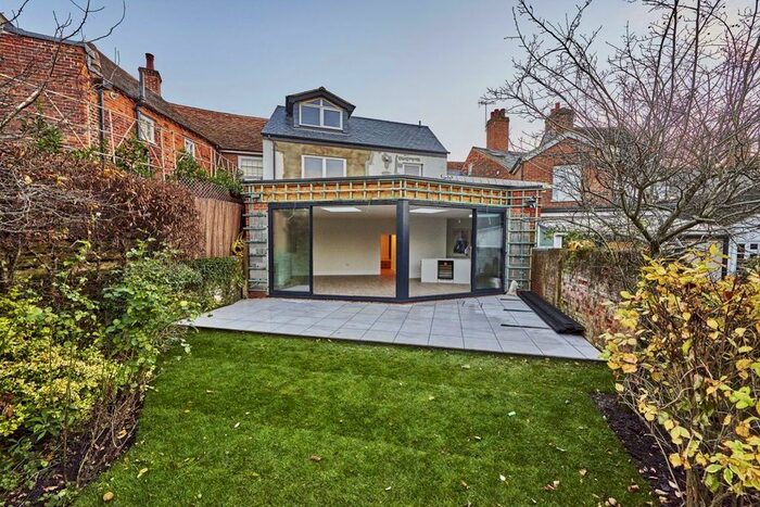 4 Bedroom Property To Rent In Fishpool Street, St.Albans AL3