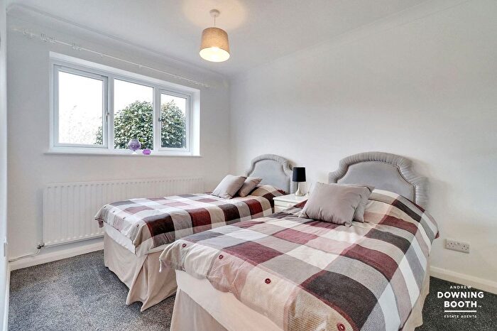 3 Bedroom Bungalow For Sale In Castle View, Hatton, Derby, DE65