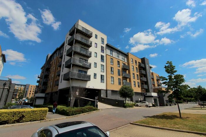 2 Bedroom Flat To Rent In Moyle House, Little Brights Road, Belvedere, DA17