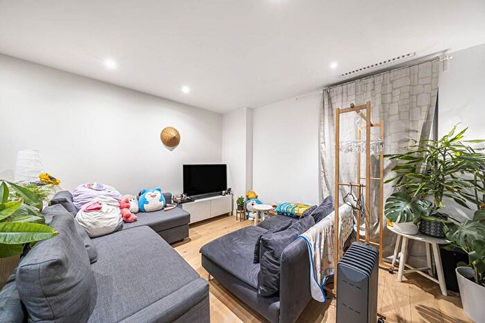 1 Bedroom Flat To Rent In Capitol Way, Colindale, London, NW9