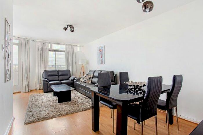 2 Bedroom Flat To Rent In Notting Hill Gate, London, W11