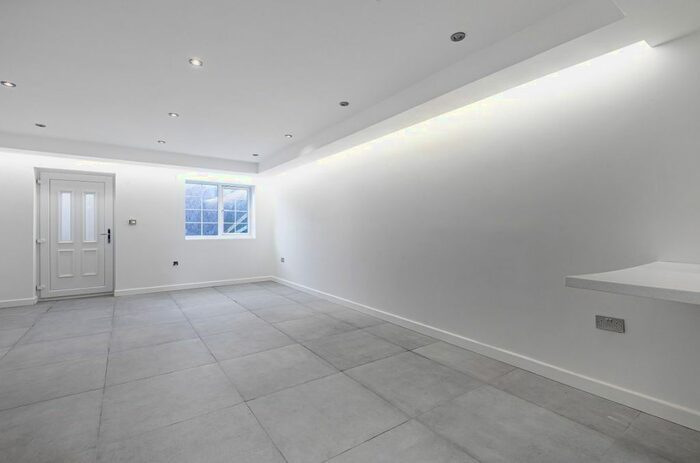 3 Bedroom Terraced House To Rent In Bedford Road, Ravensden, Bedford MK44