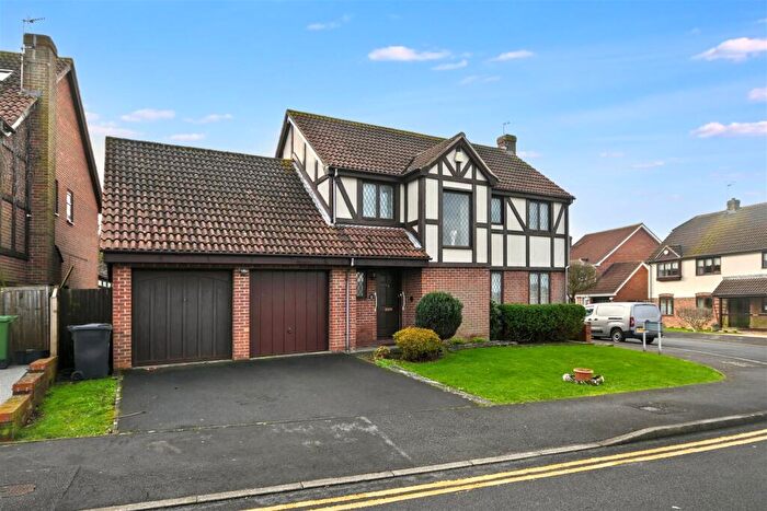 4 Bedroom Detached House For Sale In Mendip Avenue, Eastbourne, BN23