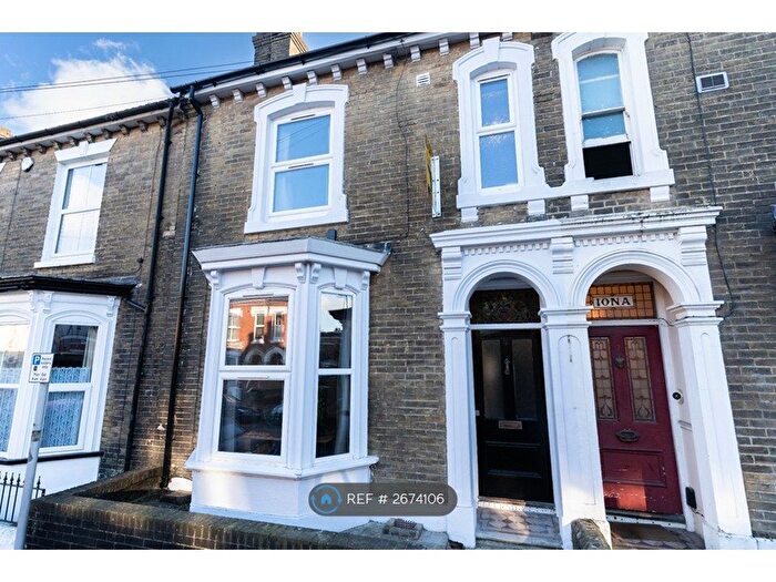 6 Bedroom Terraced House To Rent In Ordnance Road, Southampton, SO15