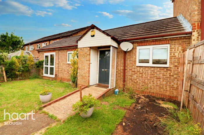 1 Bedroom Bungalow To Rent In Pennine Road, Slough, SL2