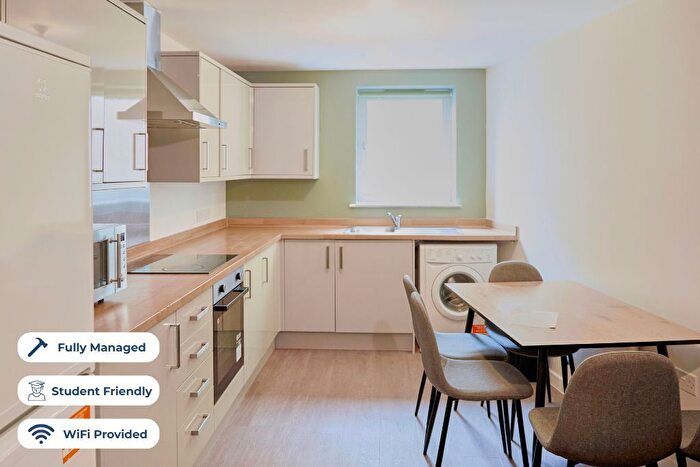 5 Bedroom Flat To Rent In Whiteladies Road, Bristol, BS8