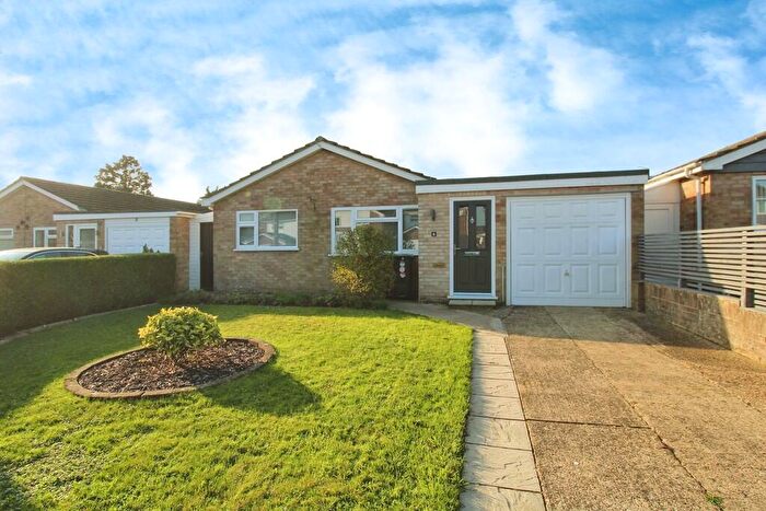 3 Bedroom Detached Bungalow To Rent In Turner Close, Salisbury, SP2