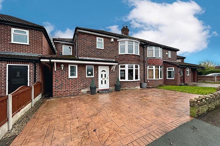 4 Bedroom Semi Detached House For Sale In Morningside Drive, East Didsbury, M20
