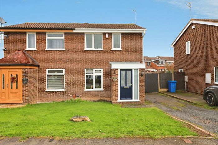 2 Bedroom Semi Detached House For Sale In Cornovian Close, Perton Wolverhampton, Staffordshire, WV6