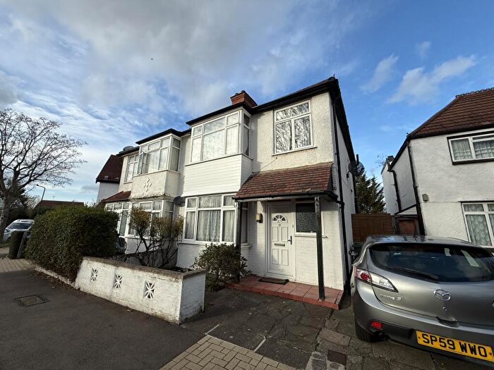 3 Bedroom Semi Detached House For Sale In Sylvester Road, Wembley, HA0