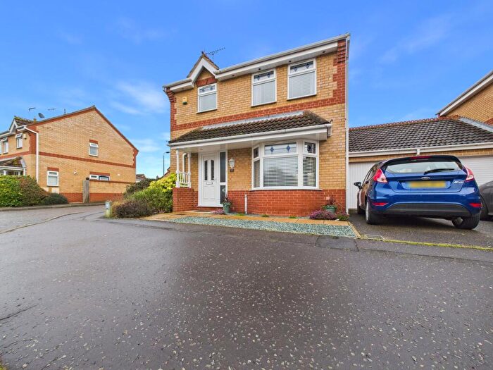 3 Bedroom Detached House For Sale In Fraserburgh Way, Orton Southgate, PE2