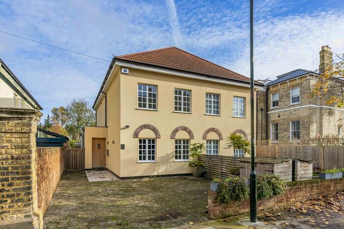 5 Bedroom Property To Rent In Arlington Road, Twickenham, TW1