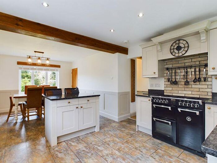 4 Bedroom Detached House For Sale In Mill Lane, Woodhall Spa, LN10