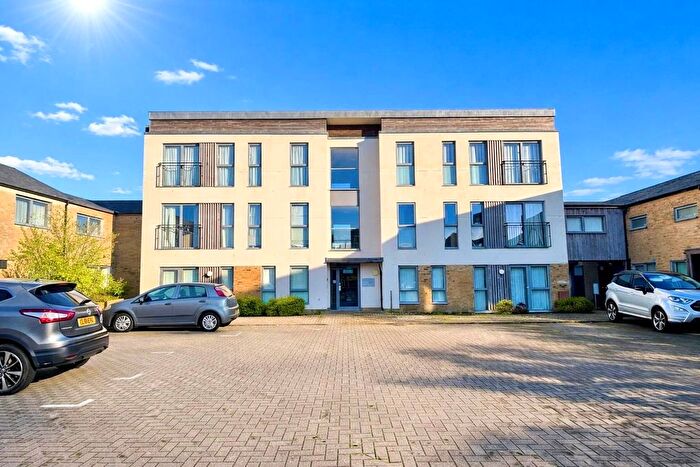 2 Bedroom Flat For Sale In Rowan Close, Lee-On-The-Solent, Hampshire, PO13