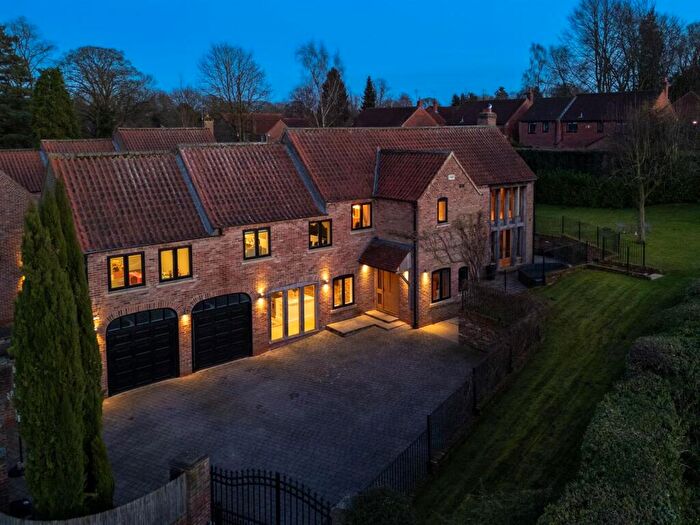4 Bedroom Detached House For Sale In West End, Walkington, HU17
