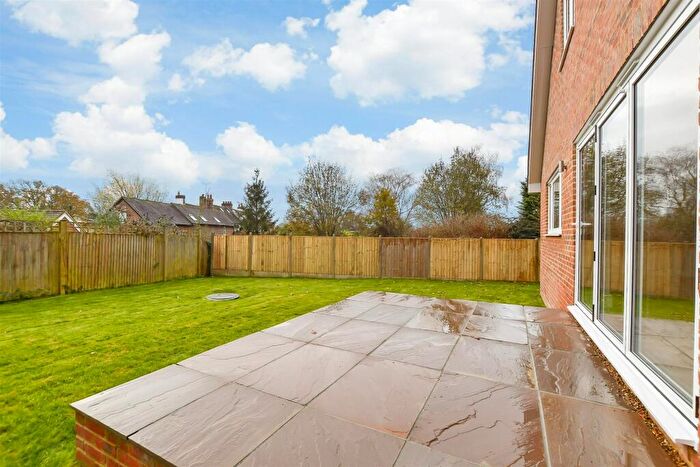 2 Bedroom Chalet For Sale In Barleycroft, Cowfold, Horsham, West Sussex, RH13