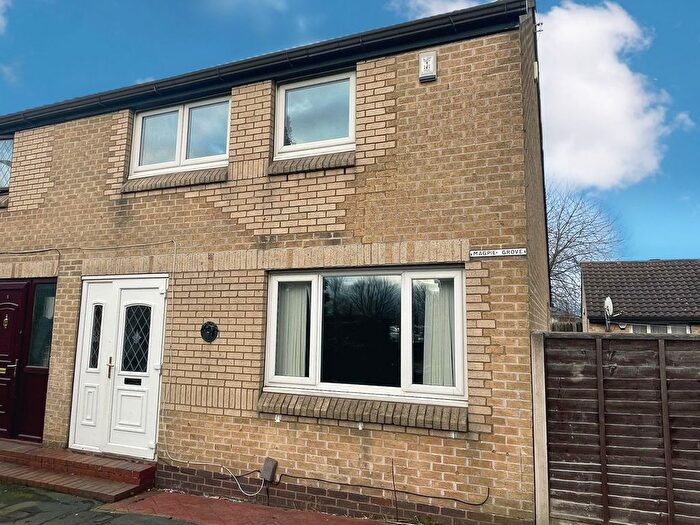 3 Bedroom Town House To Rent In Magpie Grove, Sheffield, S2