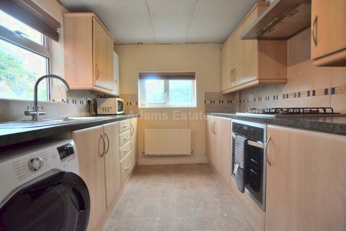 4 Bedroom Terraced House To Rent In Donnington Gardens, University Area, RG1