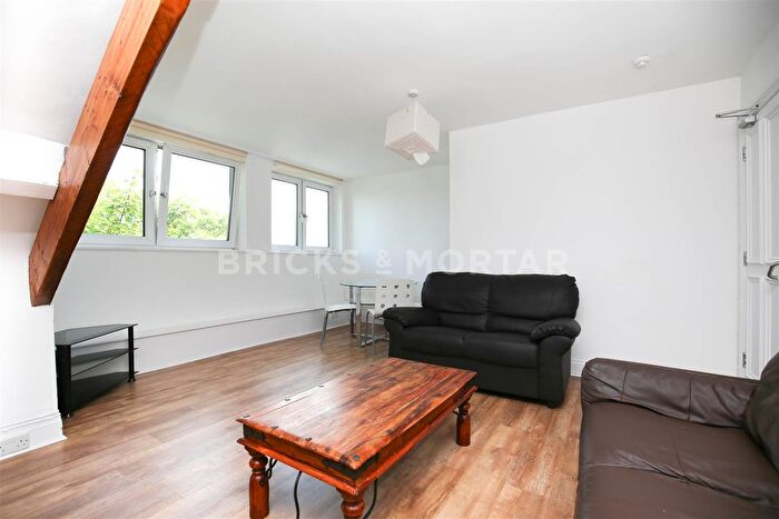 4 Bedroom Flat To Rent In Grosvenor Place, Jesmond, Newcastle Upon Tyne, NE2