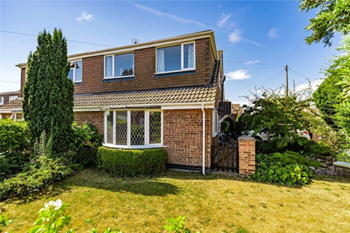 3 Bedroom Semi-Detached House For Sale In Rydal Avenue, Grimsby, North East Lincolnshire, DN33