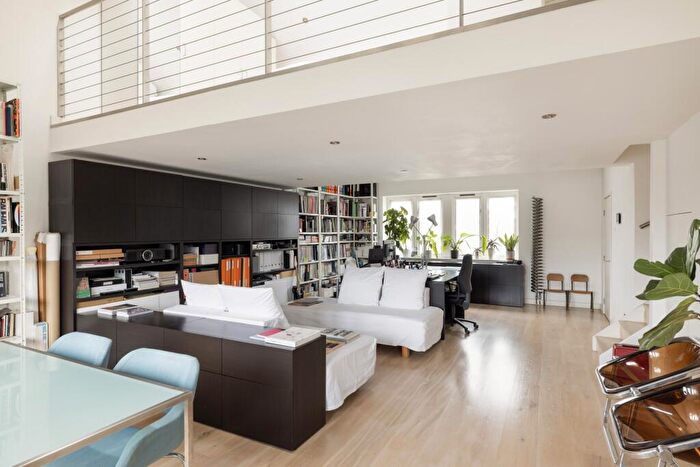 1 Bedroom Apartment For Sale In Cleveland Way, London, E1