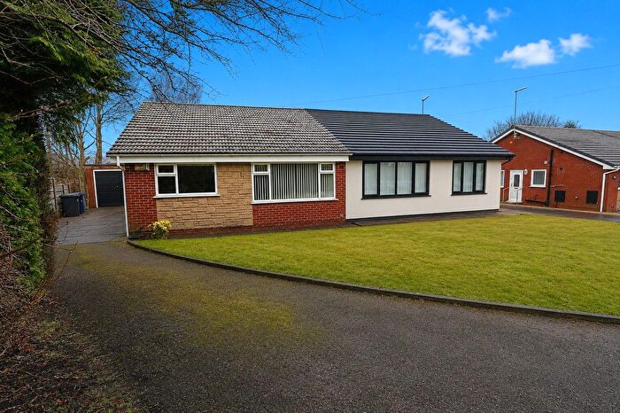 3 Bedroom Semi-Detached Bungalow To Rent In Purbeck Drive, Bury, BL8