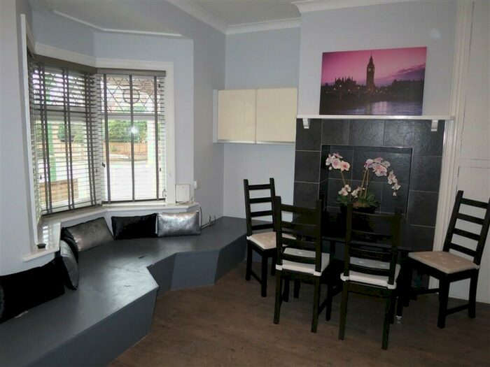 7 Bedroom Detached House To Rent In Talbot Road, Winton, Bournemouth, BH9