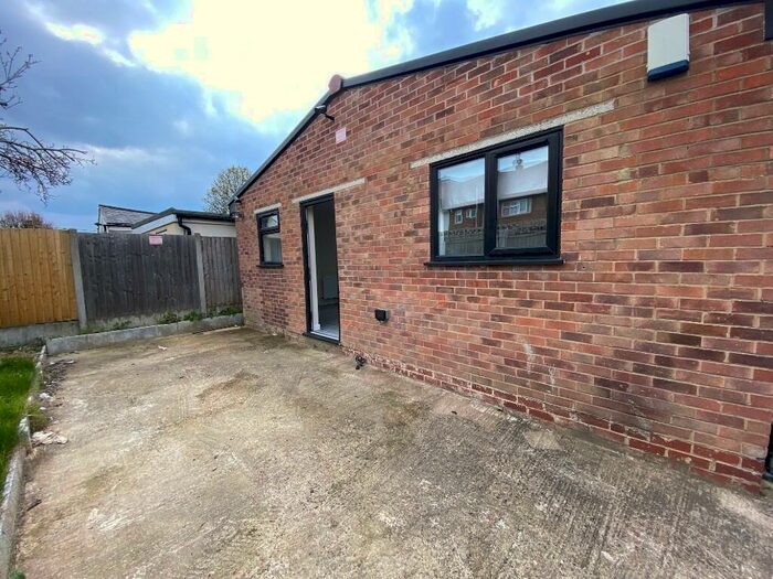 1 Bedroom Bungalow To Rent In Somerville Road, Romford, London, RM6
