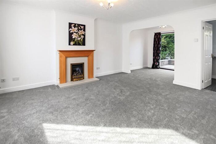 3 Bedroom Detached House For Sale In Wilton Court, Newton Aycliffe, DL5