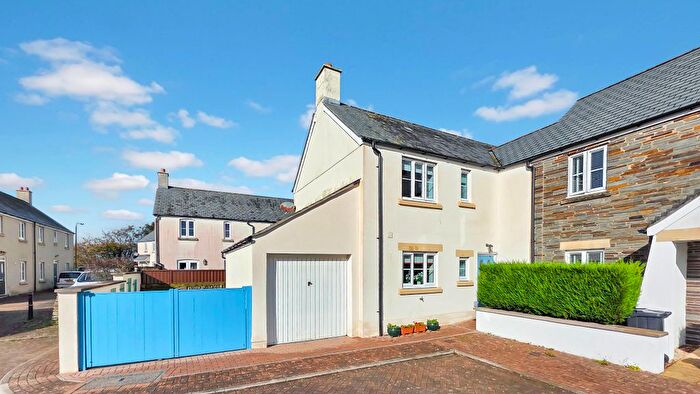 3 Bedroom Semi-Detached House For Sale In Farriers Green, Camelford, PL32