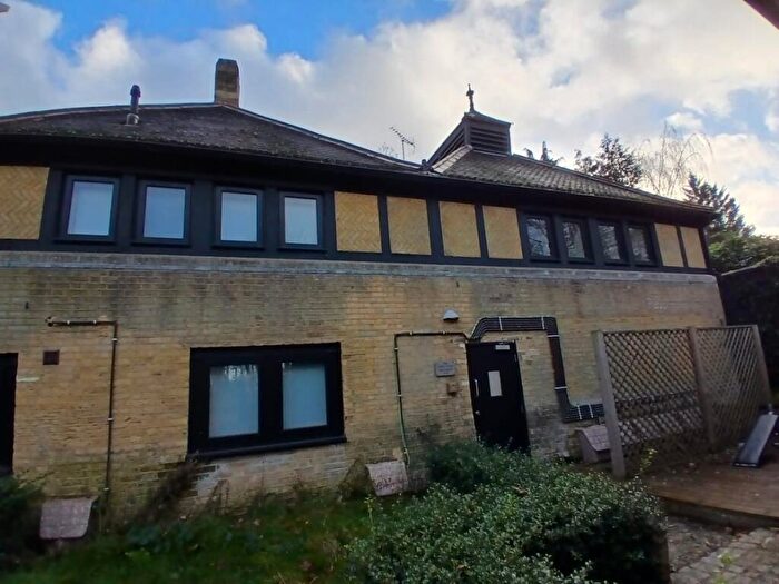 1 Bedroom Apartment To Rent In Cormongers Lane, Nutfield, RH1