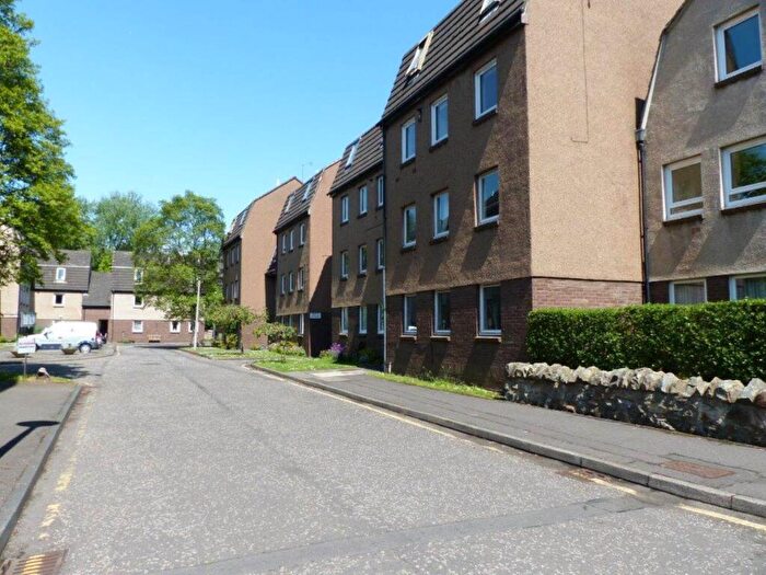 1 Bedroom Flat To Rent In Liddesdale Place, Canonmills, Edinburgh, EH3